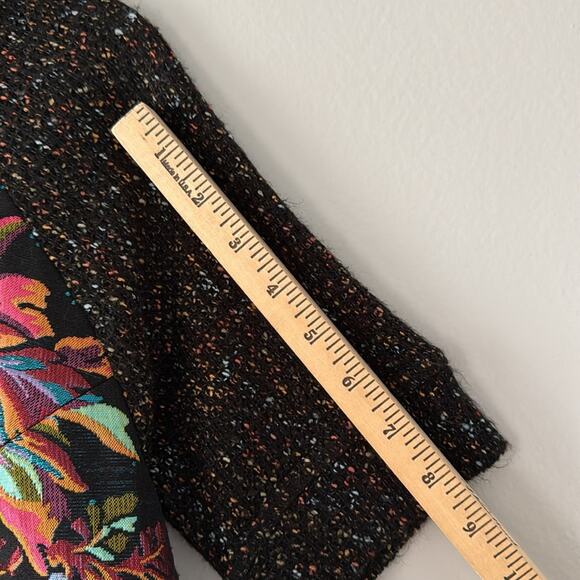 Anthropologie James Coviello Top Embroidered Spring Date Night Party - Picture 7 of 10